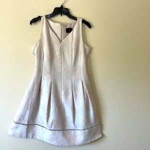 Size 6 Just Taylor Dress